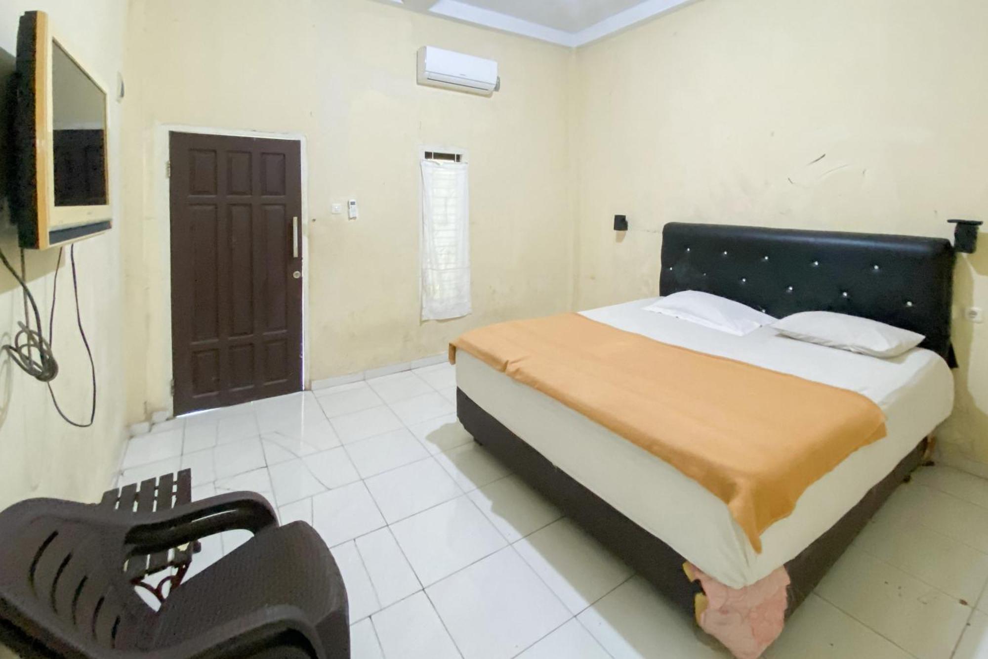 Hotel Pantai Panjang Bengkulu Redpartner Buitenkant foto