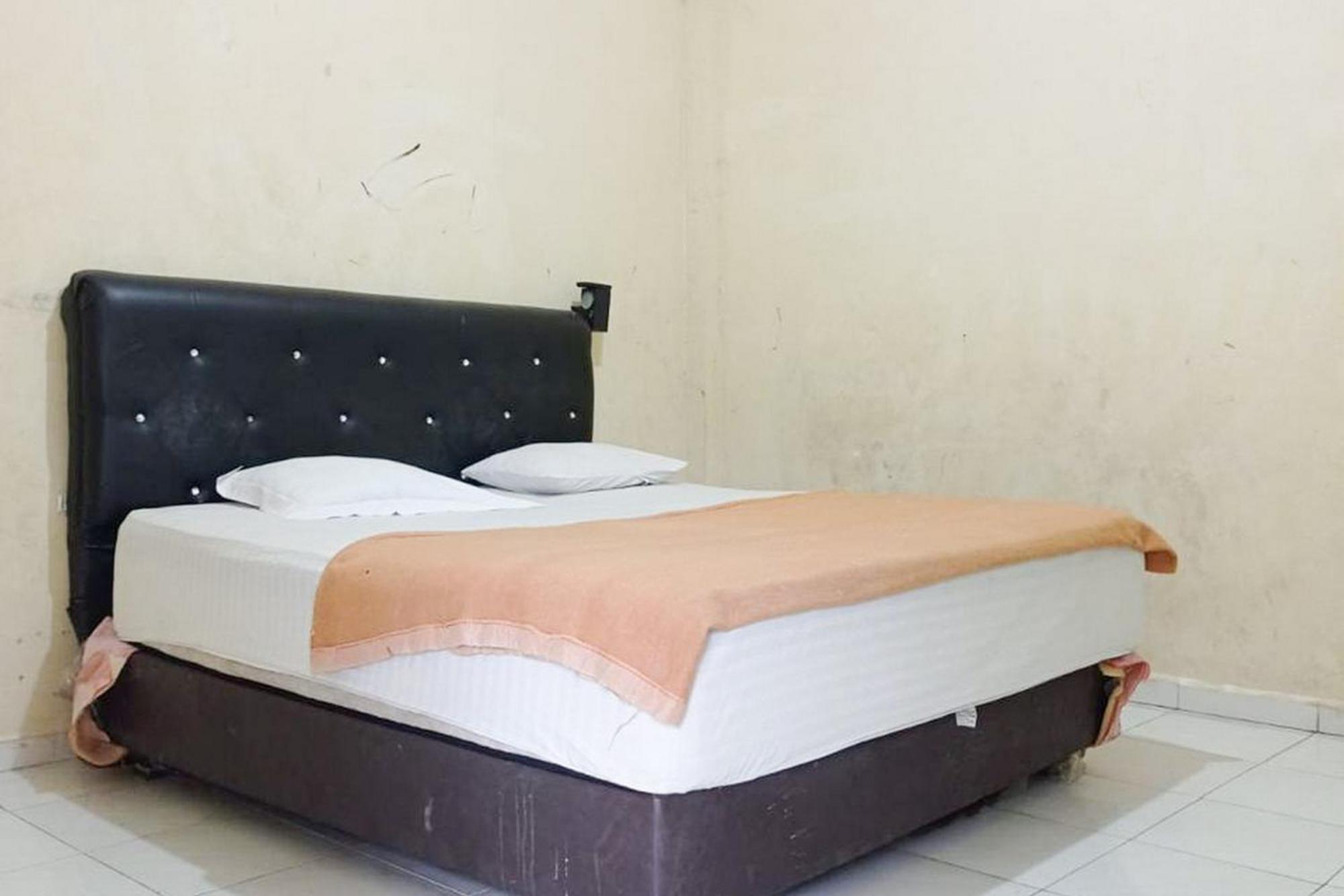 Hotel Pantai Panjang Bengkulu Redpartner Buitenkant foto