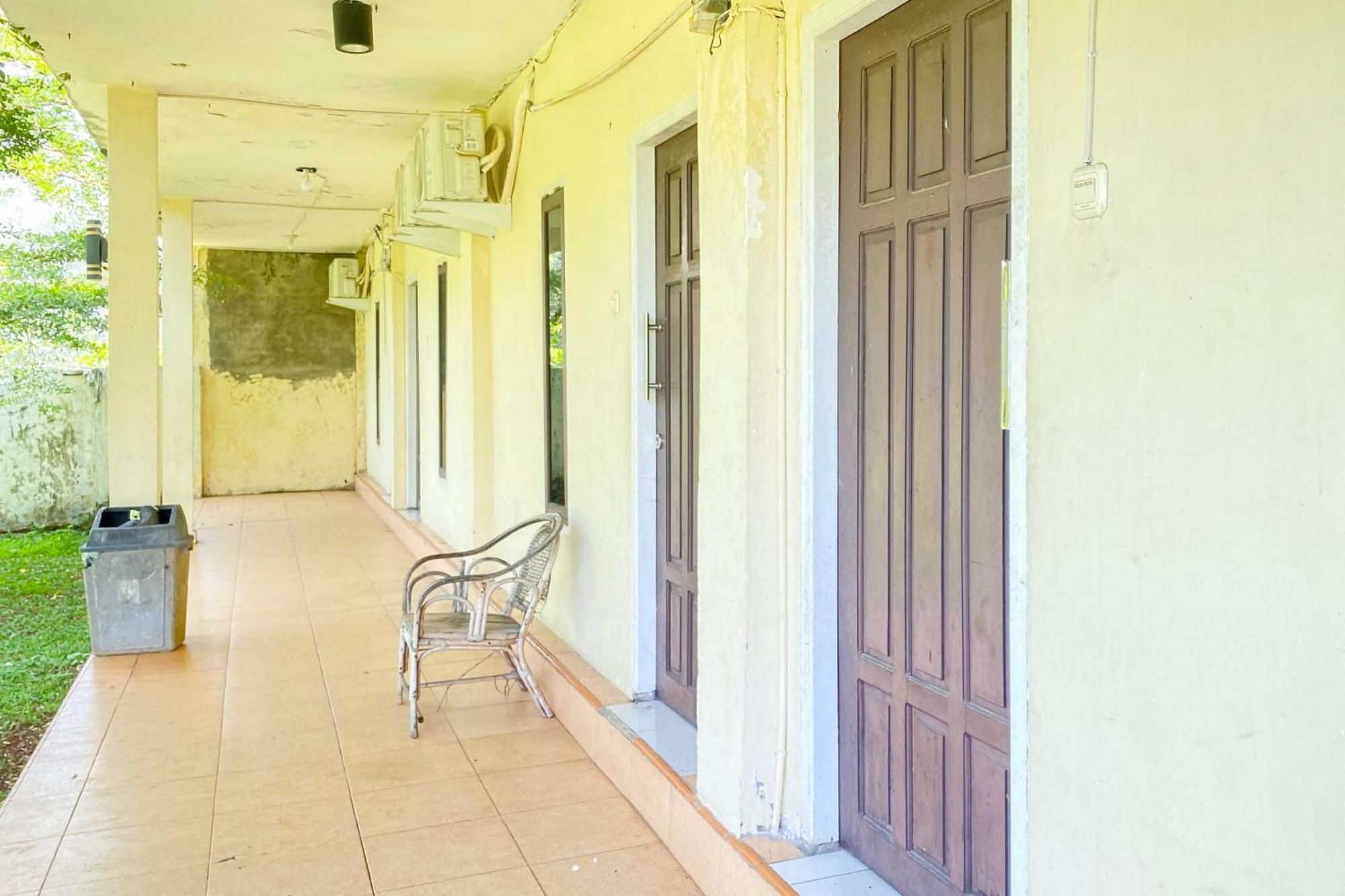 Hotel Pantai Panjang Bengkulu Redpartner Buitenkant foto