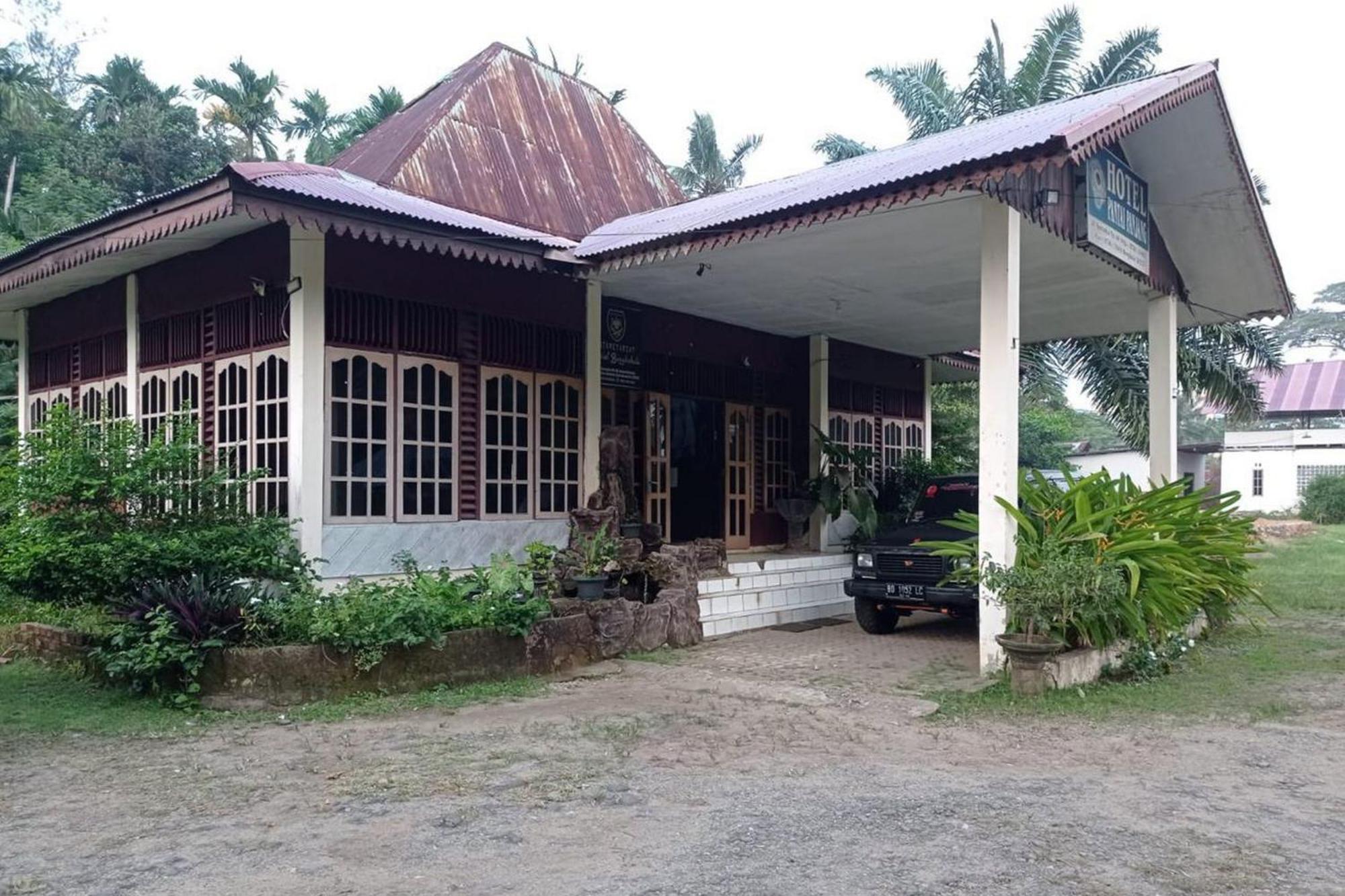 Hotel Pantai Panjang Bengkulu Redpartner Buitenkant foto